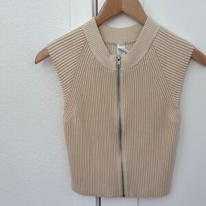 ALO Yoga Cream Ribbed Zip-Up Crop Top